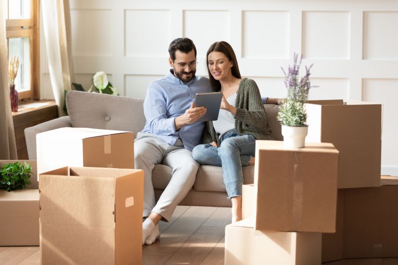 Timing your move with lease or sale dates